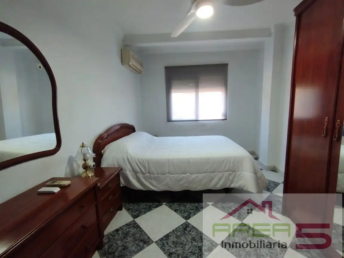 Schlafzimmer von Wohnung zur Miete in Mérida mit Klimaanlage, Terrasse und Möbliert