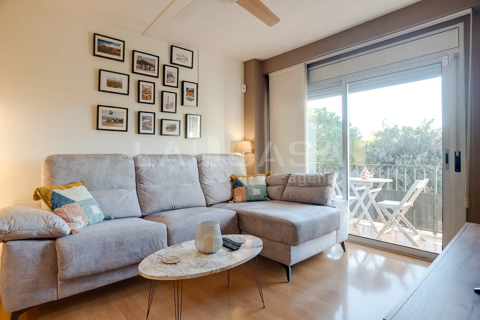 Sala de estar de Piso en venta en Can Bassa