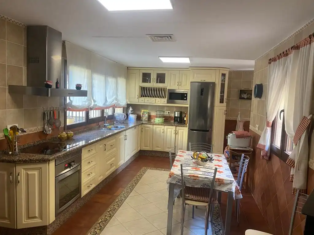 Chalet con piscina en venta en Velilla - Velilla Taramay, imagen 11