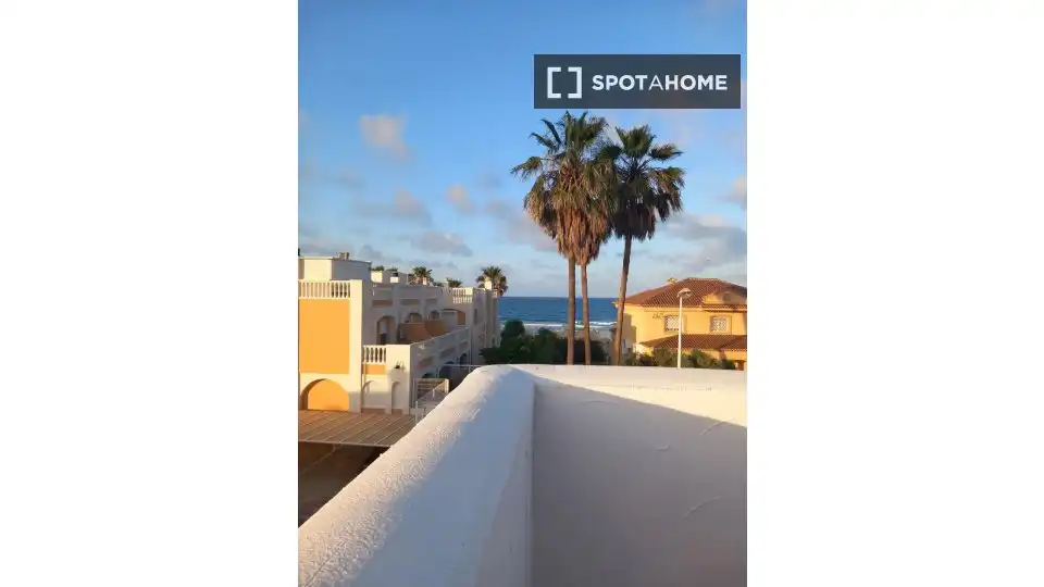 Exterior view of Flat for rent in Cullera  with Air Conditioner, Heating and Furnished