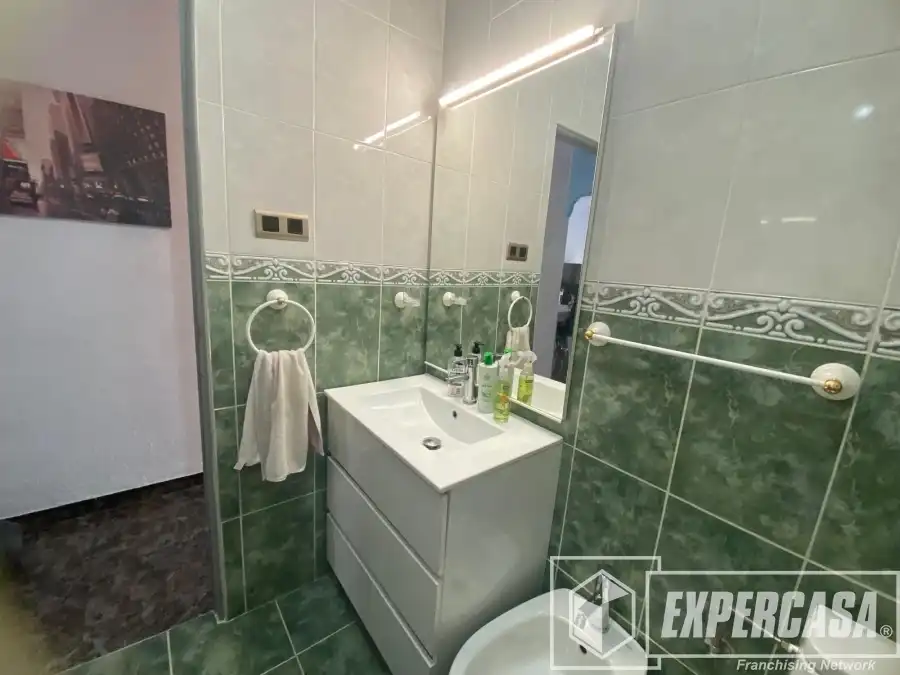 Bathroom of Apartments for sale in Sueca  with Air Conditioner, Terrace and Furnished