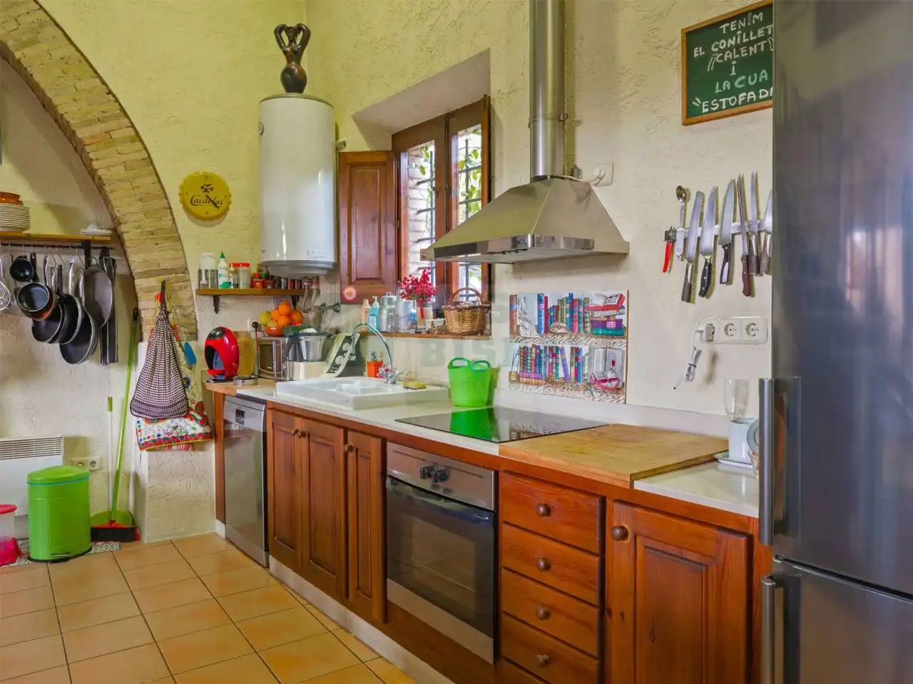 Cocina de Finca rústica en venta en Sant Miquel de Fluvià con Aire acondicionado, Calefacción y Terraza