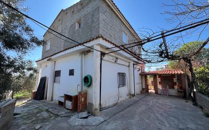 Exterior view of House or chalet for sale in Pedralba  with Private garden, Terrace and Storage room