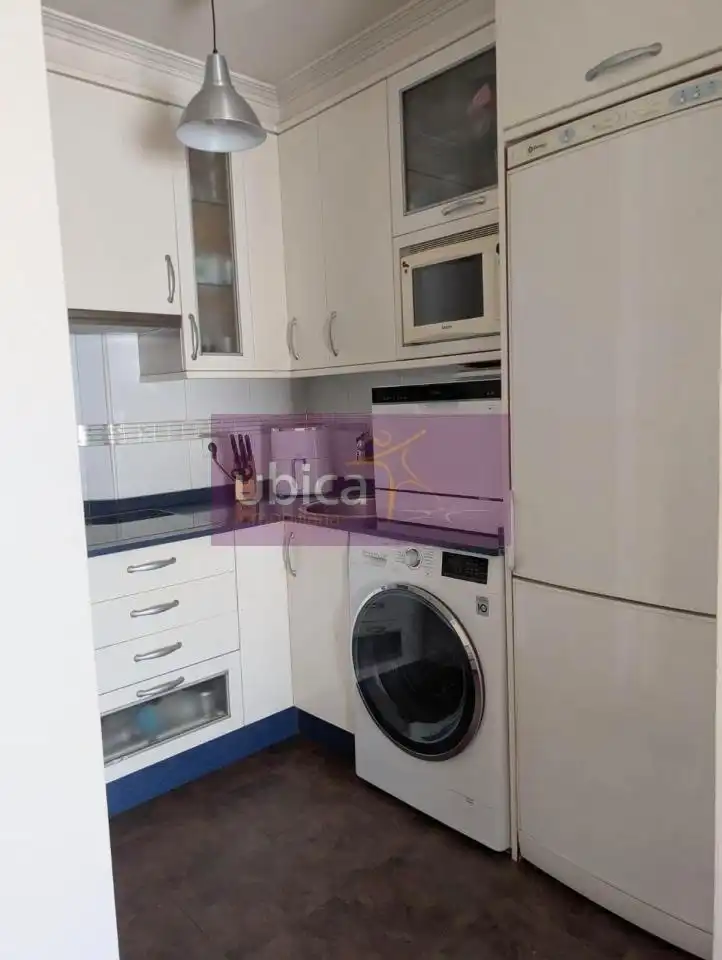 Kitchen of Attic for sale in Vigo   with Heating, Parquet flooring and Terrace
