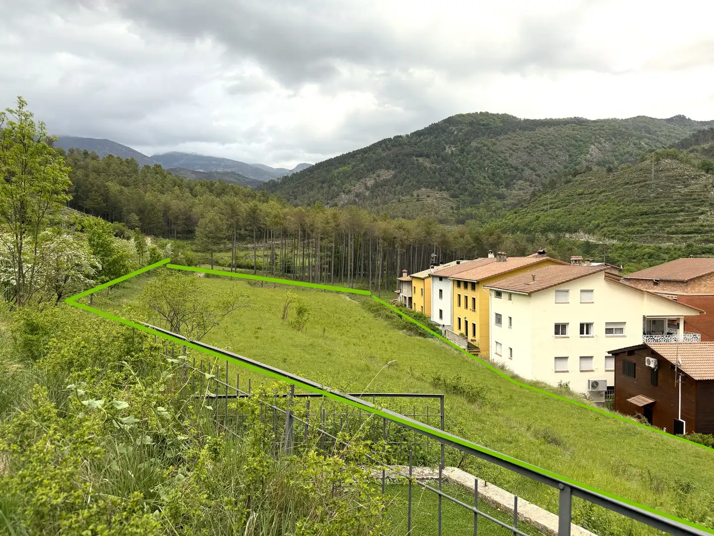 Residential zum Verkauf in La Pobla de Lillet