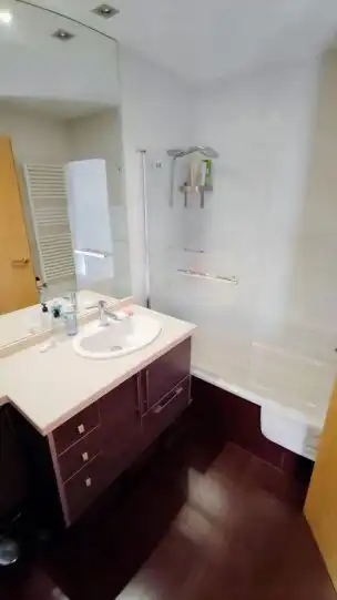 Flat for rent in Calle PDTA MANUEL SANTAELLA PER, Cervantes
