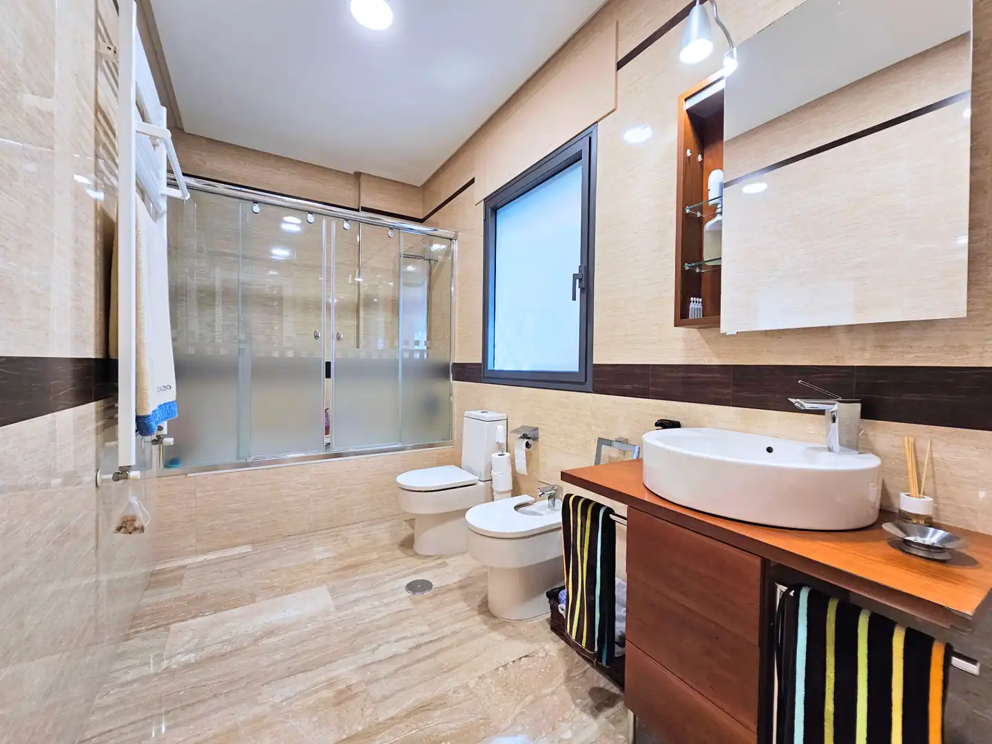 Baño de Casa o chalet en venta en Cartagena con Aire acondicionado, Calefacción y Jardín privado