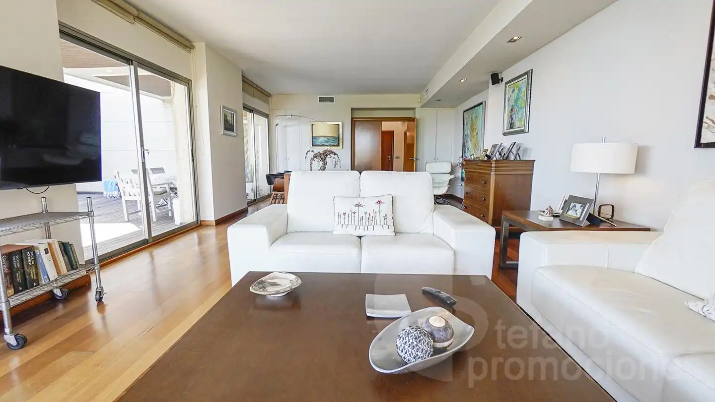 Sala de estar de Casa o chalet en venta en Málaga con Aire acondicionado, Calefacción y Jardín privado