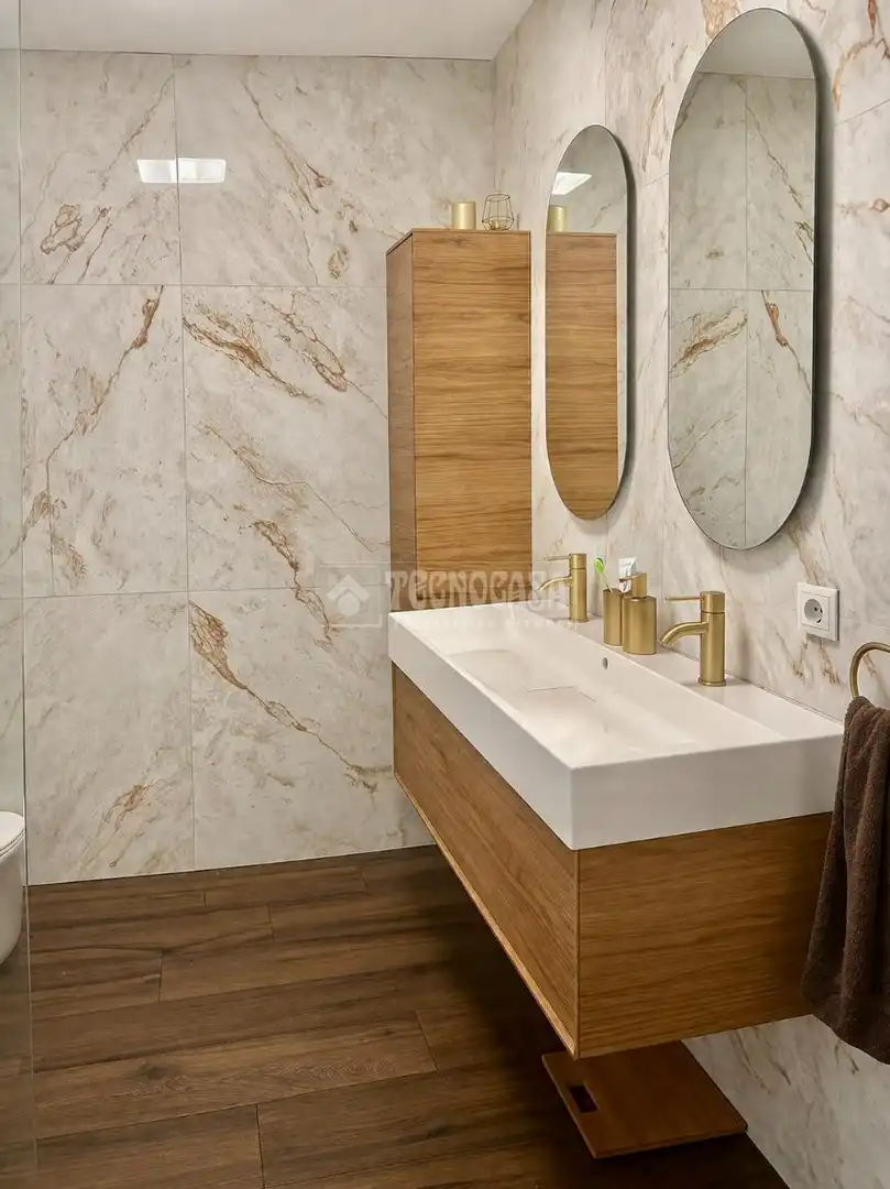 Bathroom of Houses for sale in Polanco  with Swimming Pool
