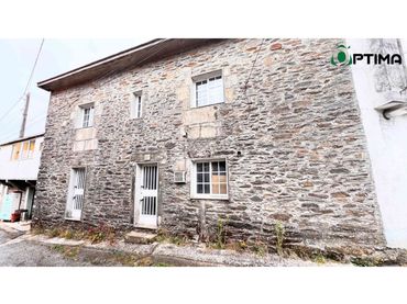 Casa en venta en Forcarei