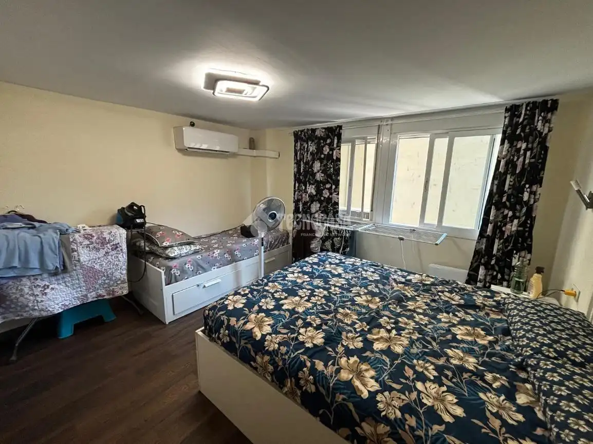 Habitación de Piso en venta en Valencia con Aire acondicionado