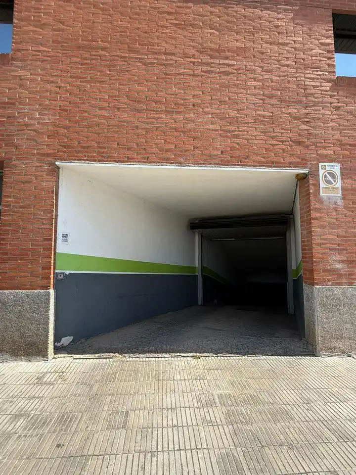 Aparcament de Garatge de lloguer en Lleida