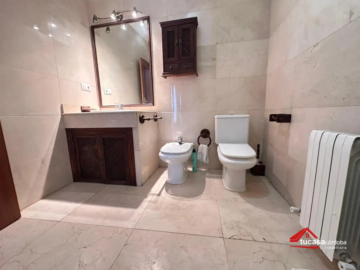 Baño de Planta baja en venta en Córdoba con Parquet y Terraza
