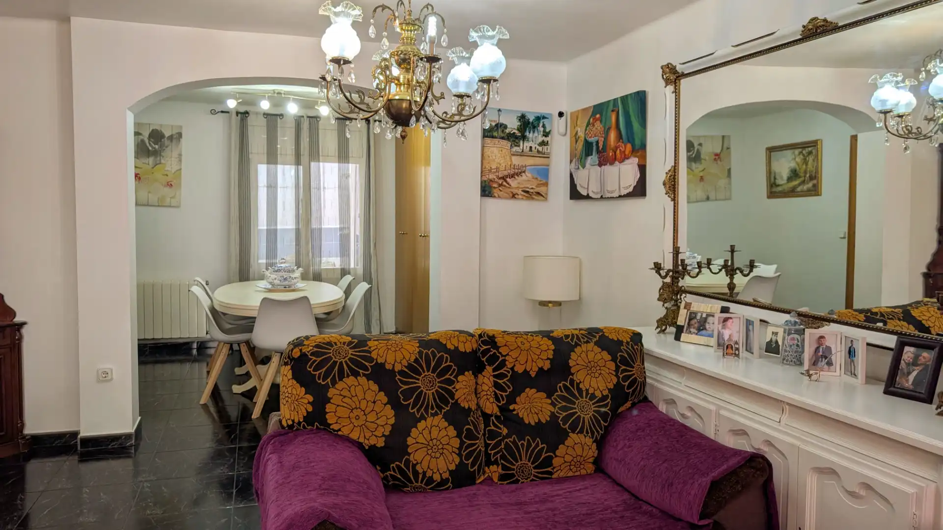 Sala de estar de Piso en venta en Sant Feliu de Guíxols con Terraza y Amueblado