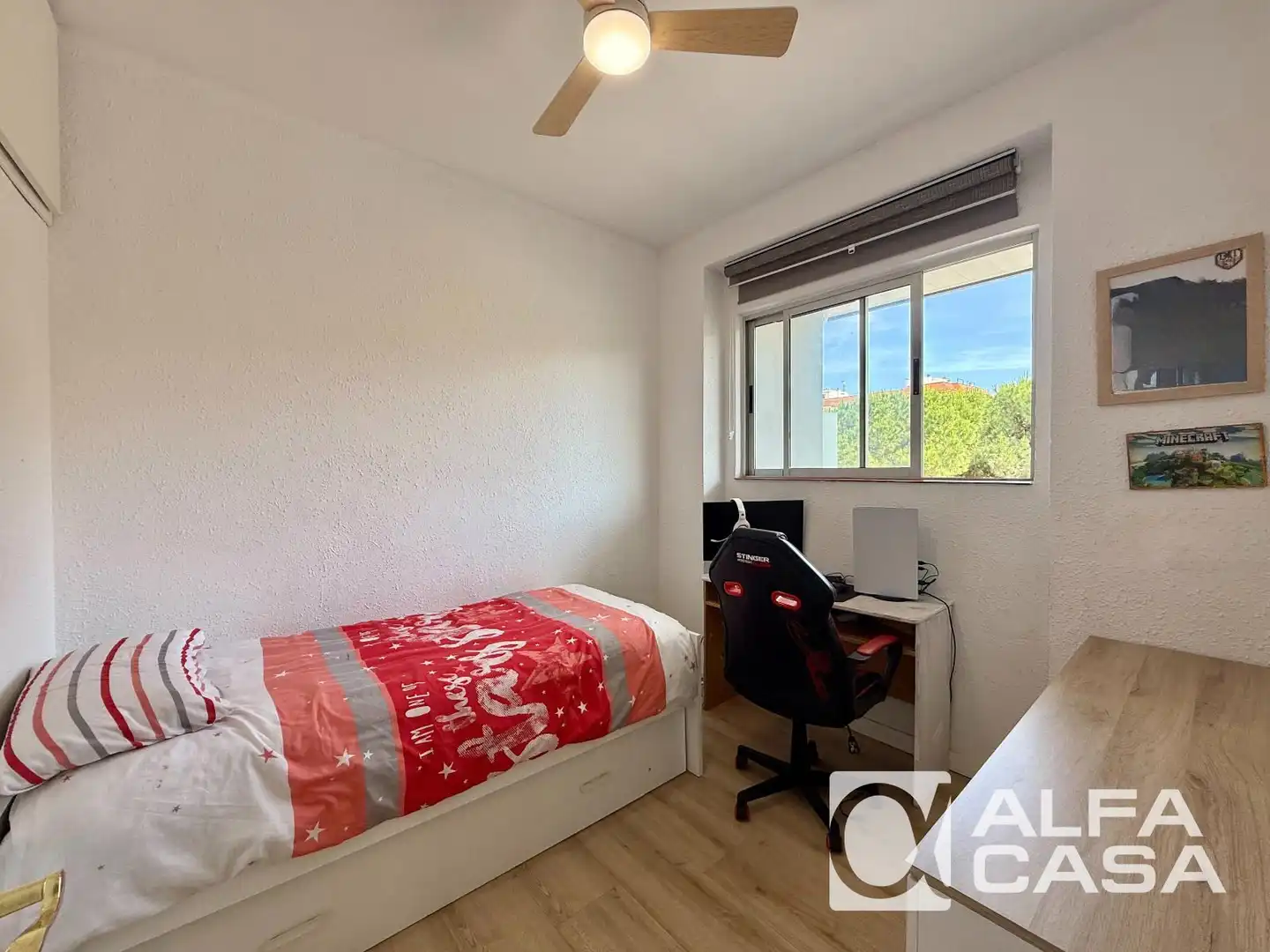 Schlafzimmer von Wohnung zum Verkauf in Lloret de Mar mit Parkett, Terrasse und Ofen