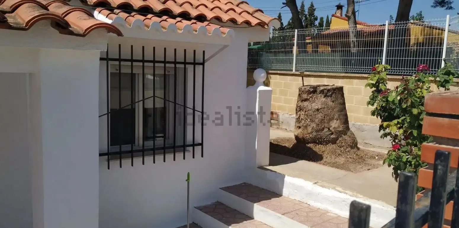 Vista exterior de Casa o chalet en venta en Llíria con Aire acondicionado, Jardín privado y Amueblado