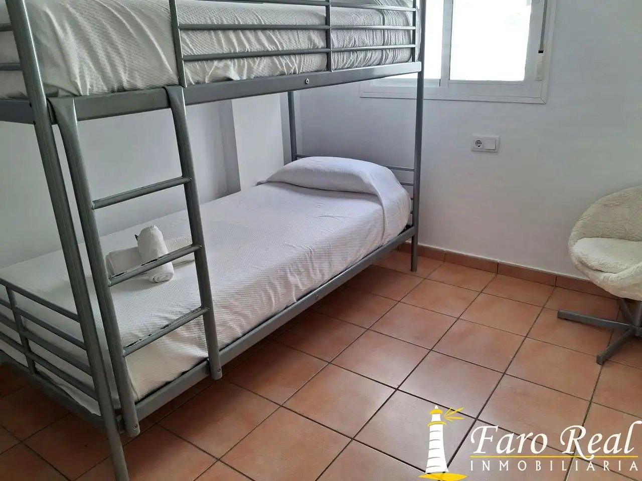 Dormitori de Àtic en venda en Sanlúcar de Barrameda amb Aire condicionat, Terrassa i Traster