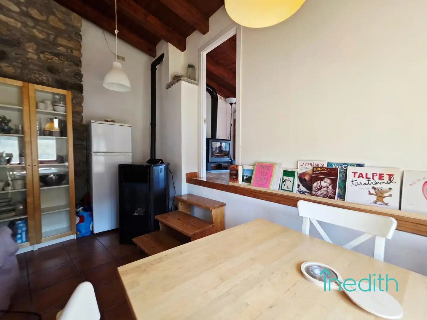 Sala d'estar de Casa o xalet en venda en El Pont de Bar amb Aire condicionat, Jardí privat i Terrassa