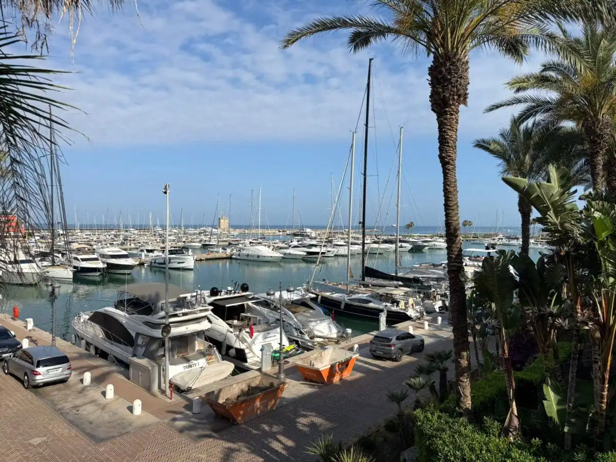 Apartments for rent in Sotogrande  with Air Conditioner, Heating and Terrace