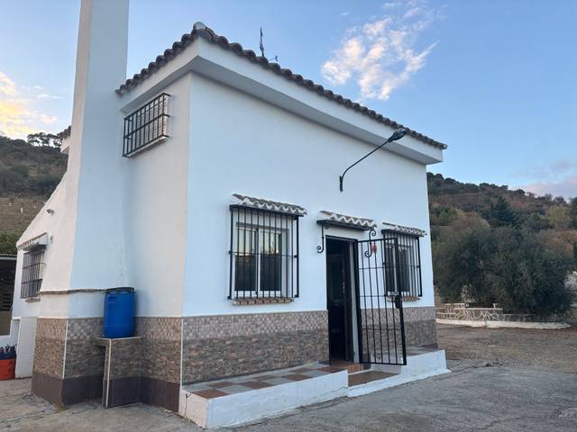 Finca rústica en Venta en Casabermeja