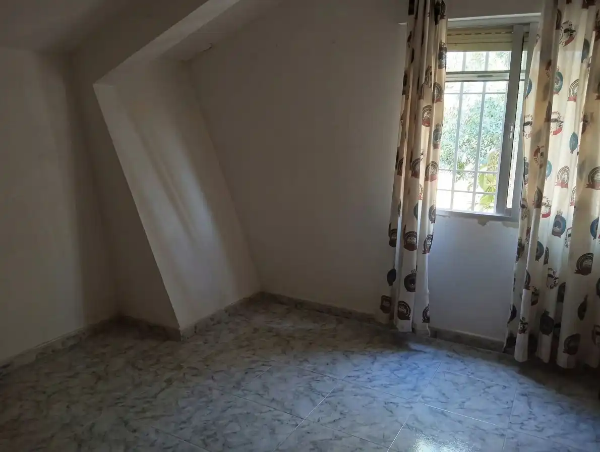 Habitación de Casa o chalet en venta en Cerro - Amate
