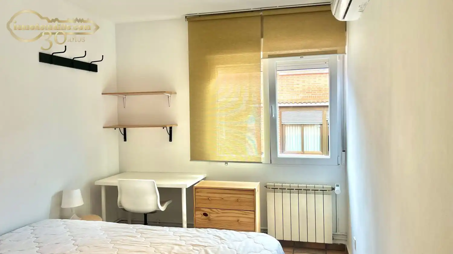 Habitación de Casa adosada de alquiler en Villaviciosa de Odón con Aire acondicionado y Calefacción