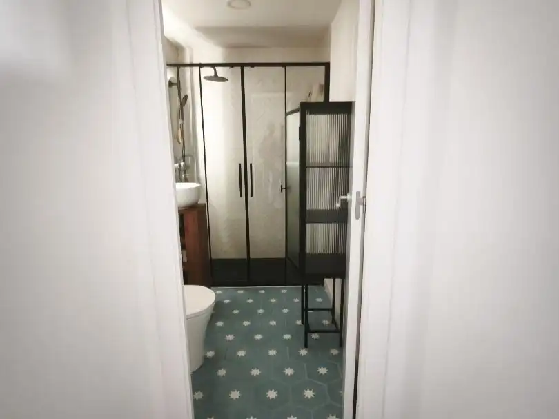 Badezimmer von Wohnung zur Miete in  Madrid Capital mit Klimaanlage und Balkon