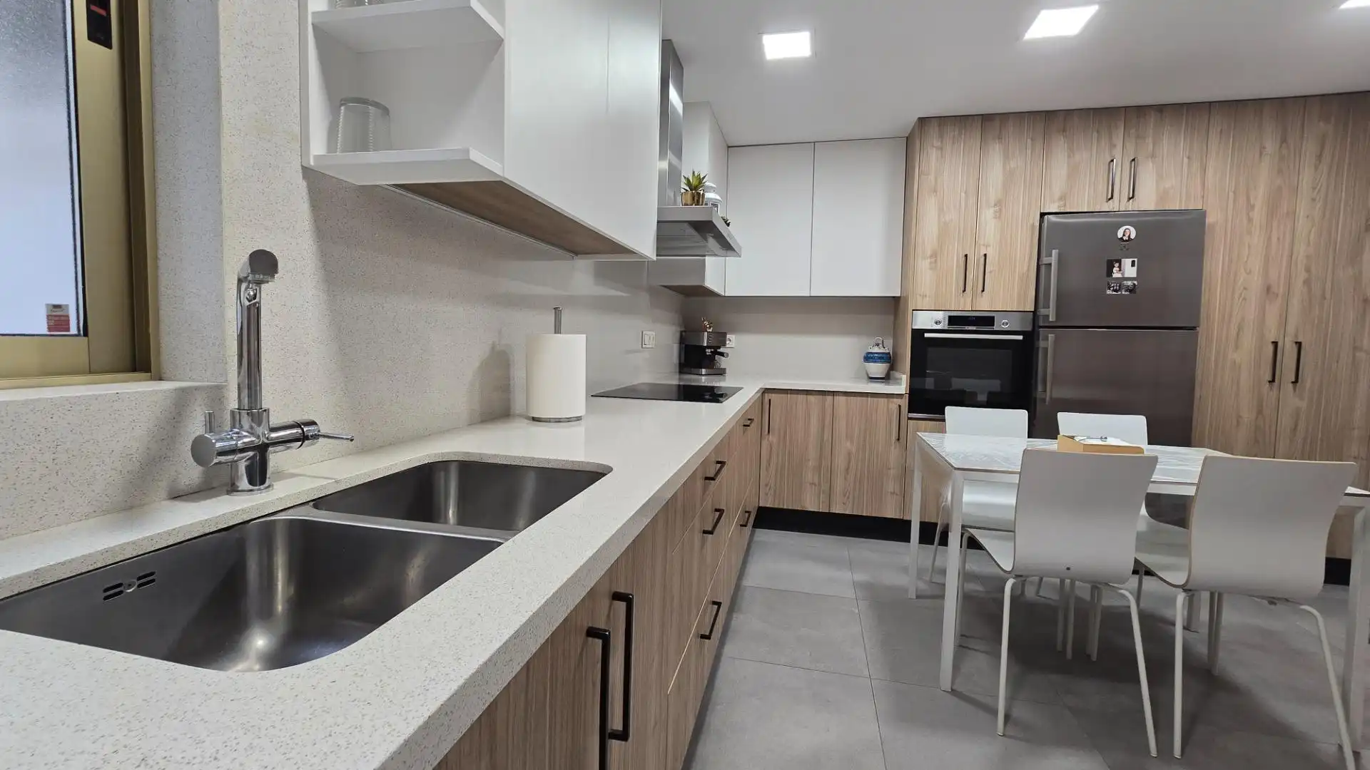 Flat for sale in Calle mariano luiña , Pont Nou - Corazón de Jesús