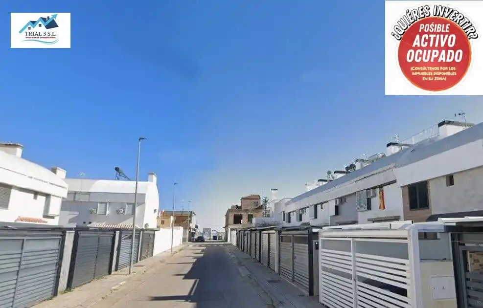 Adossat amb jardí en venda a Almensilla