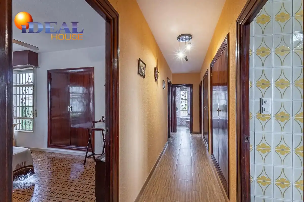 Casa con terrazza in vendita a Avenida HUETOR VEGA, imagen 24