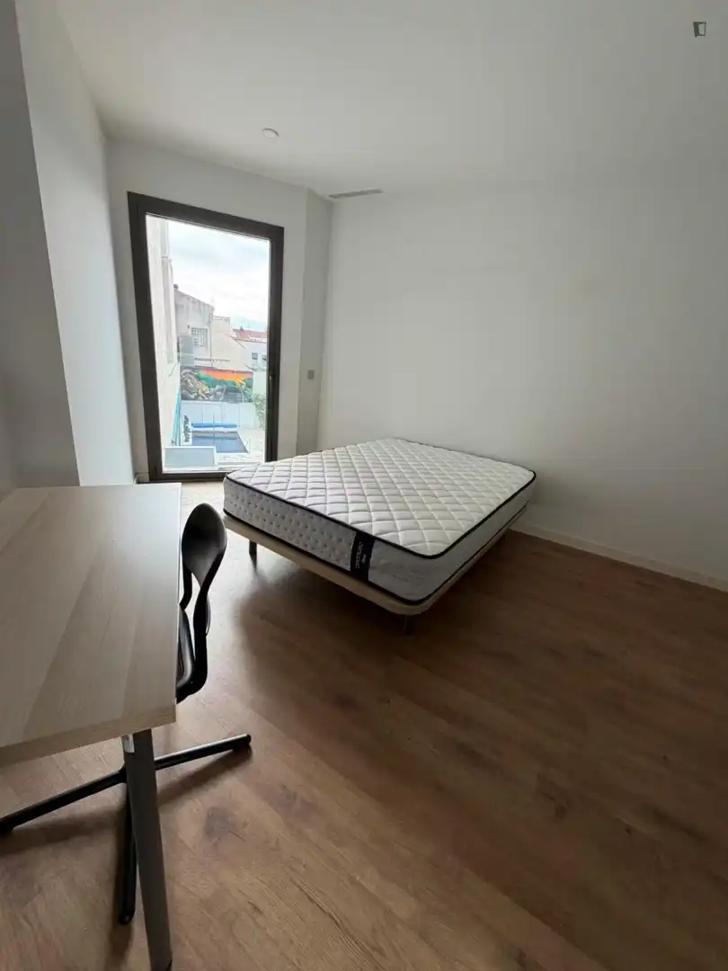 Room in Centre