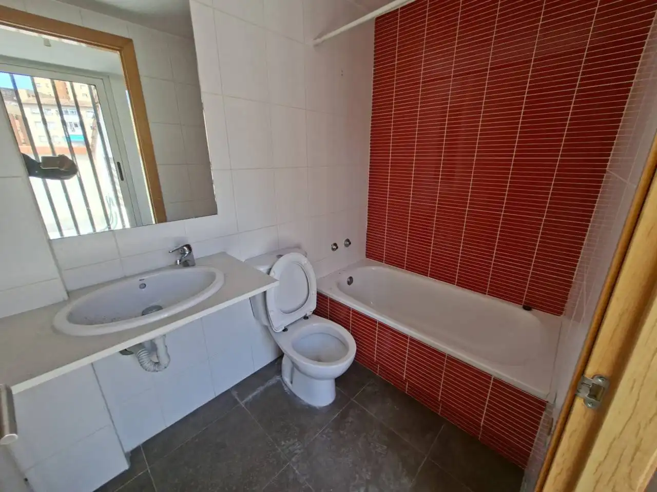 Bathroom of Duplexes for sale in Rubí  with Terrace, Storage room and Balcony