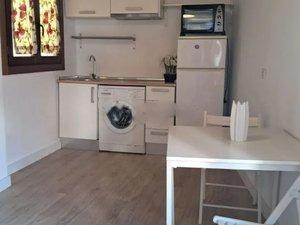 Foto 3 de Estudio de alquiler en Alfalfa - Santa Cruz,  Sevilla Capital