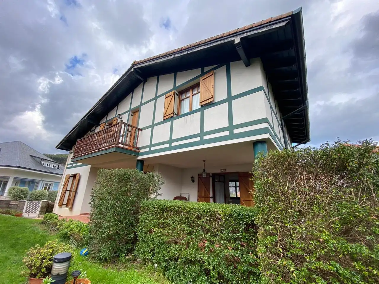 Casa con terraza en venta en Barrio Sámano, imagen 3