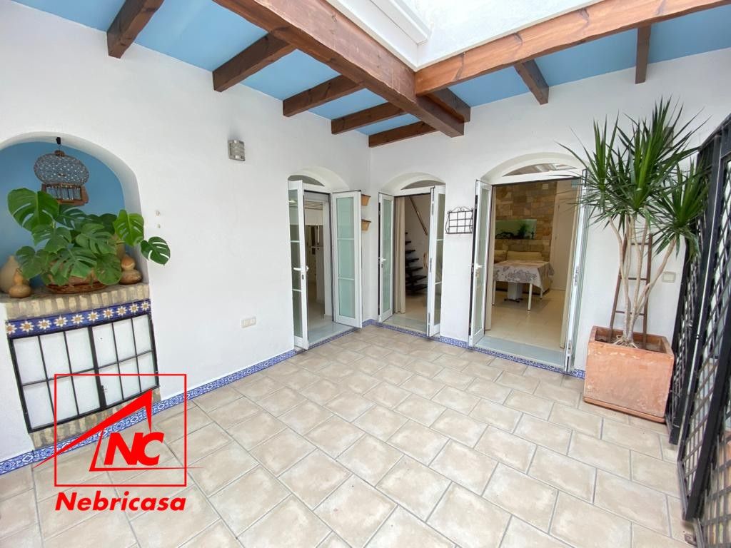 Piso en venta en Lebrija con Amueblado