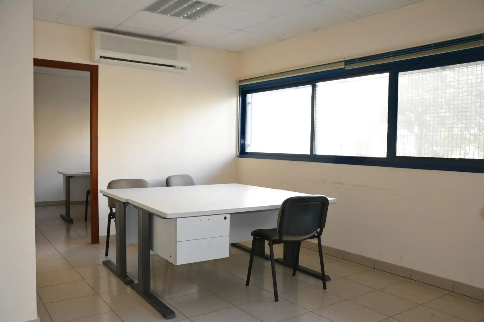 Business premises for sale in Profesor Tierno Galván, imagen 3