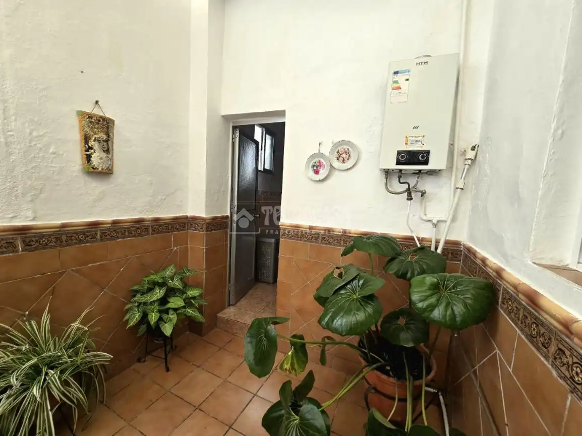 Casa adosada en venda a Morón de la Frontera