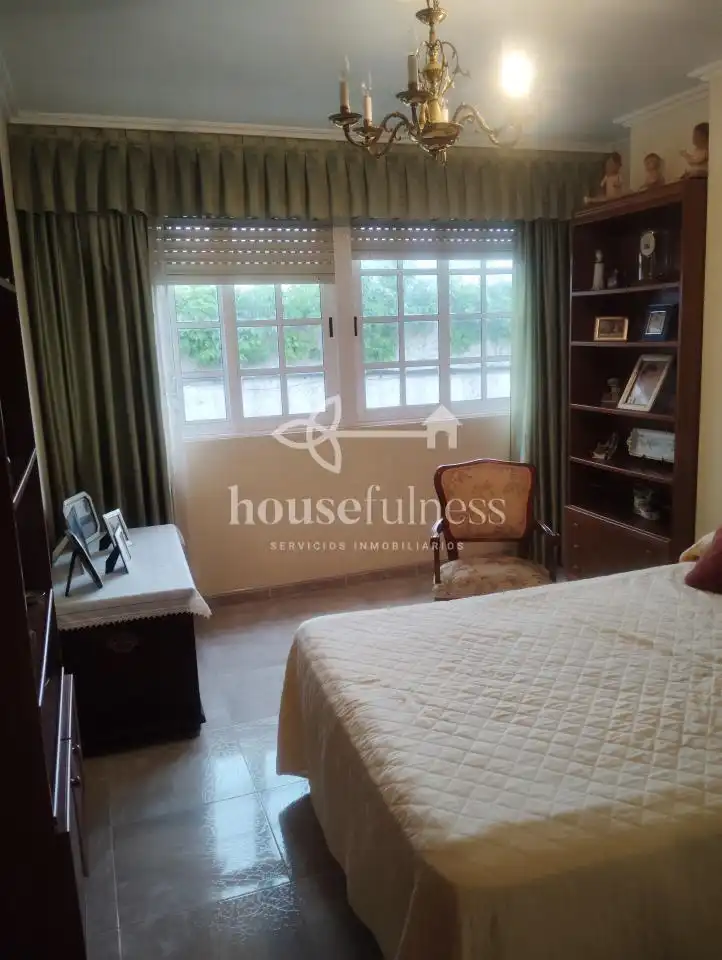 Habitación de Casa adosada en venta en Ares con Calefacción, Terraza y Trastero