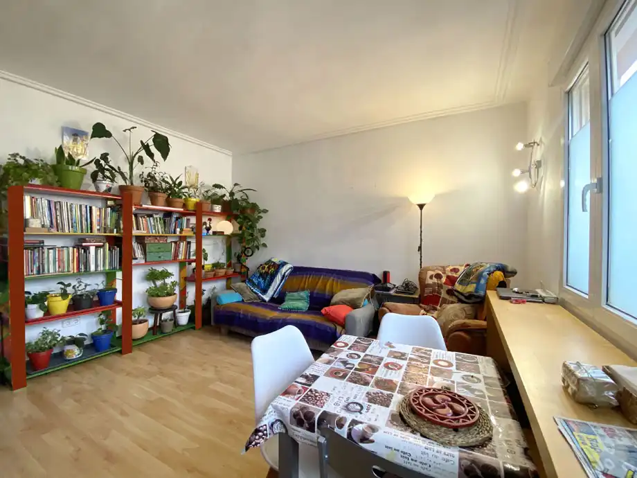 Sala de estar de Piso en venta en Vitoria - Gasteiz con Calefacción, Trastero y Amueblado