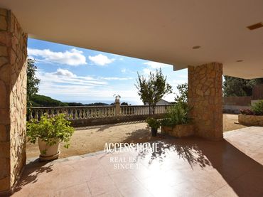 Villa con piscina in vendita a Arenys de Munt