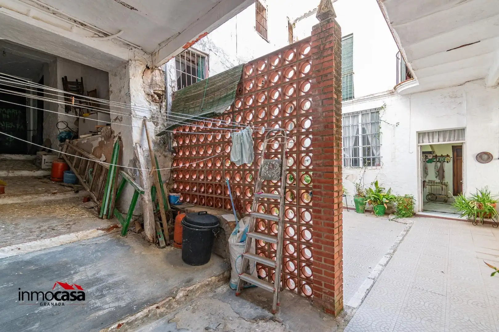 Exterior view of Buildings for sale in Priego de Córdoba