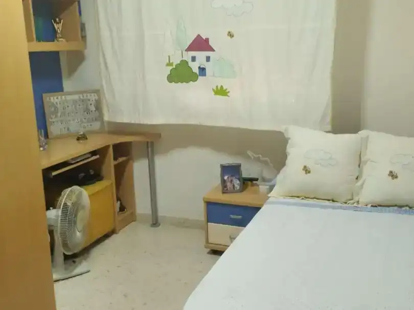 Schlafzimmer von Einfamilien-Reihenhaus zum Verkauf in Adamuz