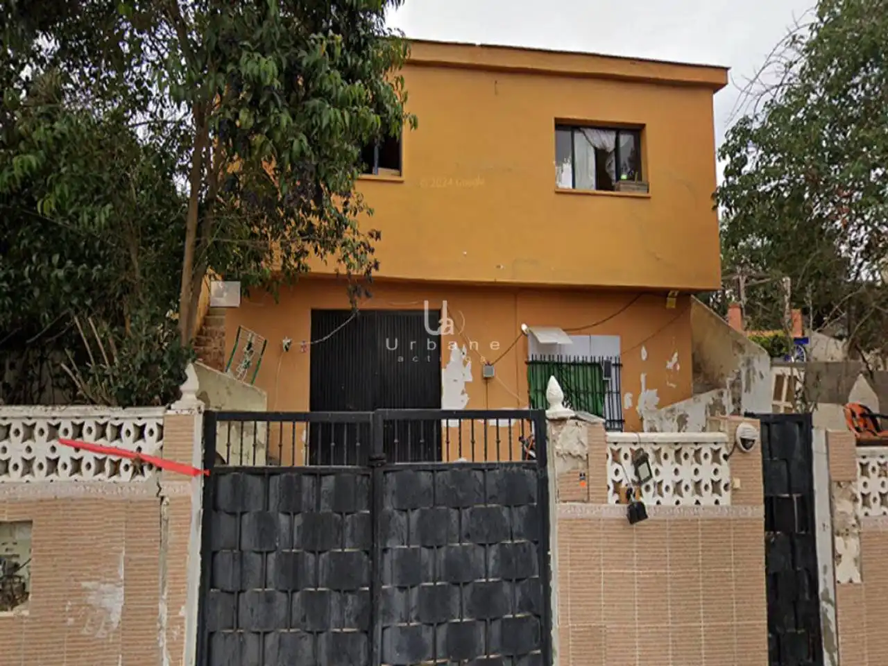 Villa con giardino in vendita a Calle Sevilla