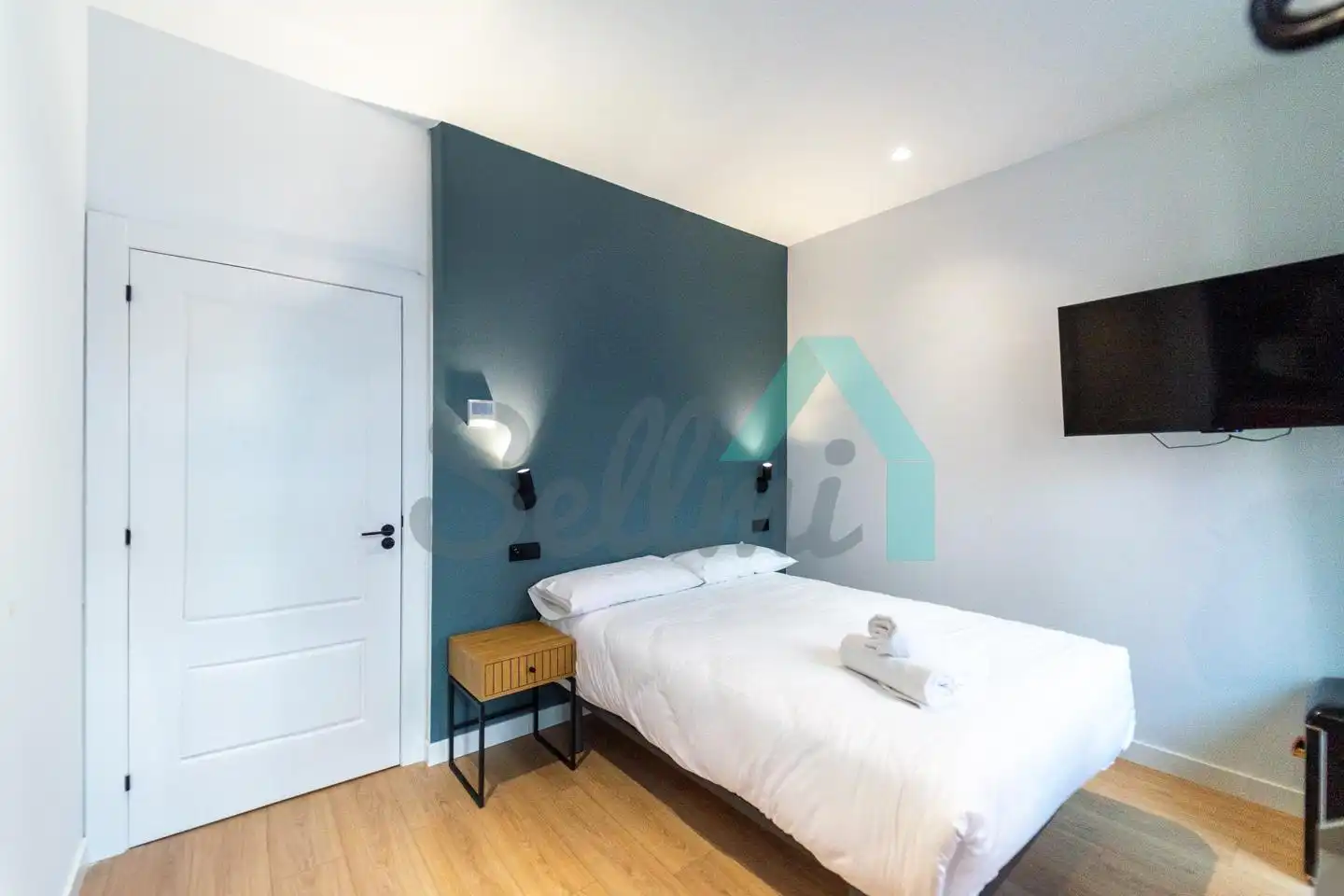 Schlafzimmer von Wohnung zur untervermieten in Oviedo  mit Klimaanlage, Heizung und Privatgarten