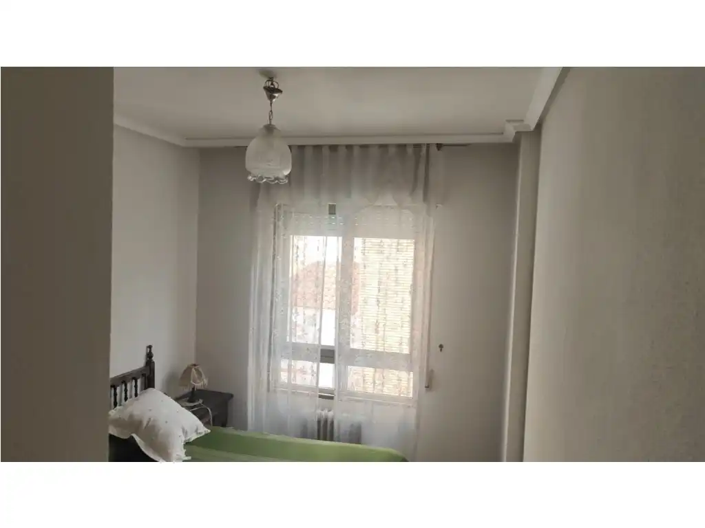 Bedroom of Flat for rent in Puertollano