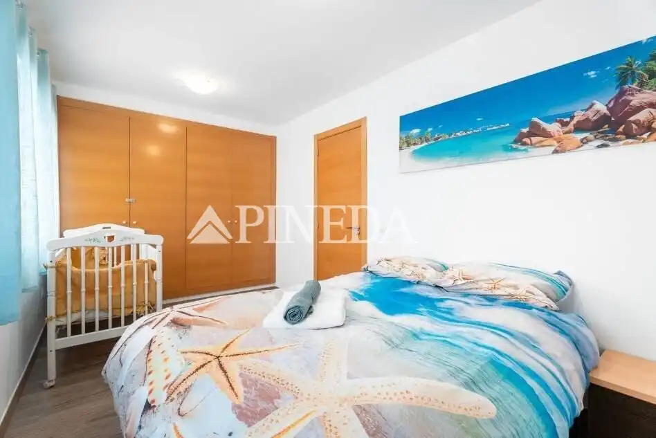 Habitación de Casa adosada en venta en Soneja con Aire acondicionado, Calefacción y Terraza
