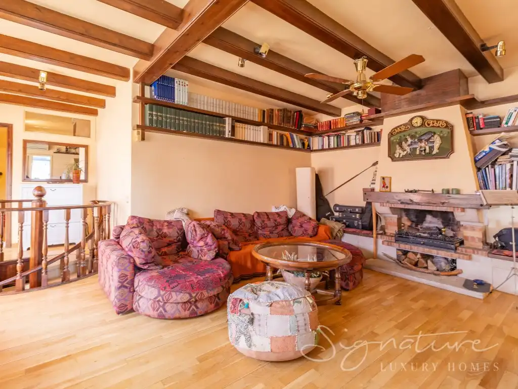 Sala de estar de Ático en venta en Sant Cugat del Vallès con Aire acondicionado