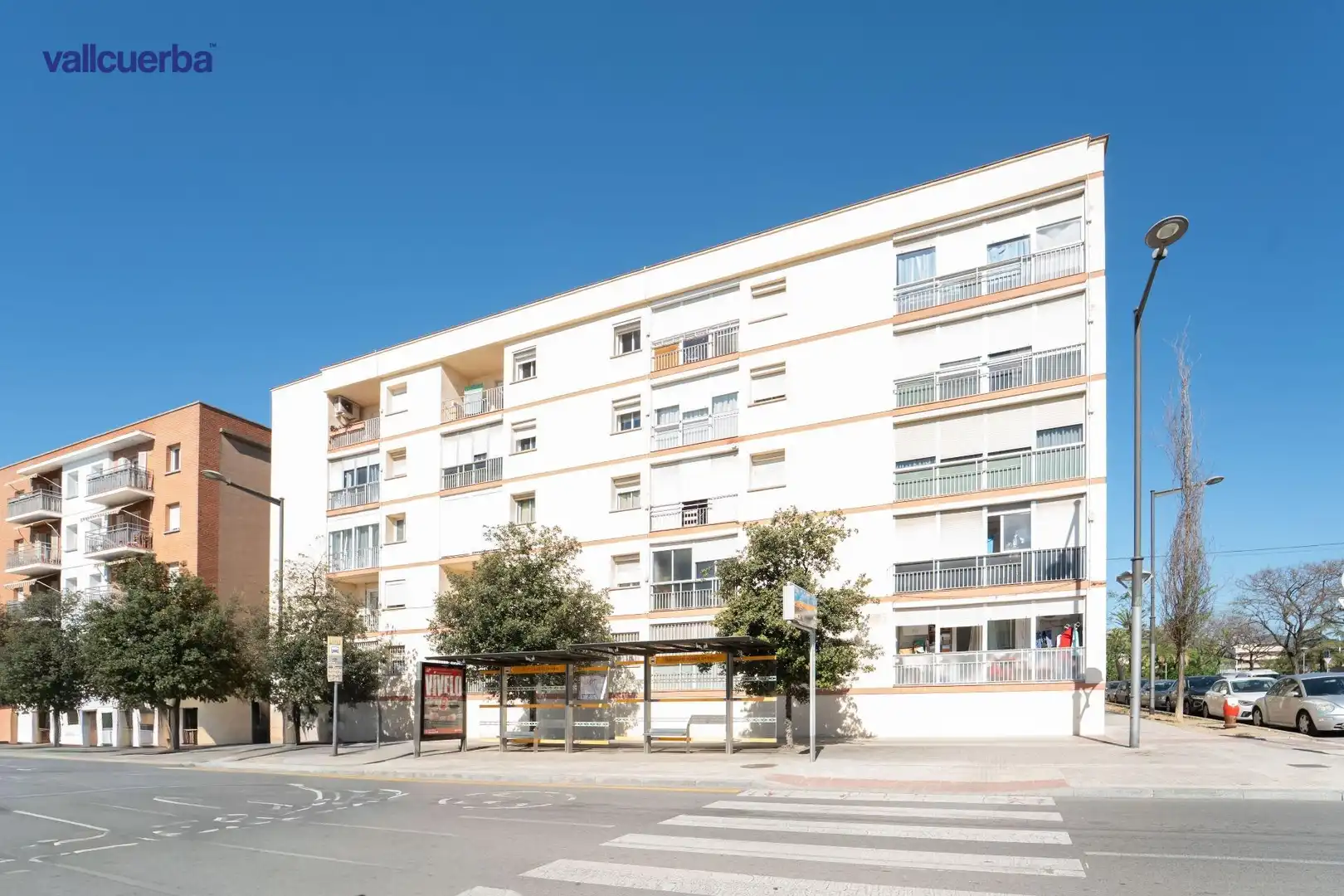 Außenansicht von Wohnung zum Verkauf in Reus mit Heizung, Privatgarten und Balkon