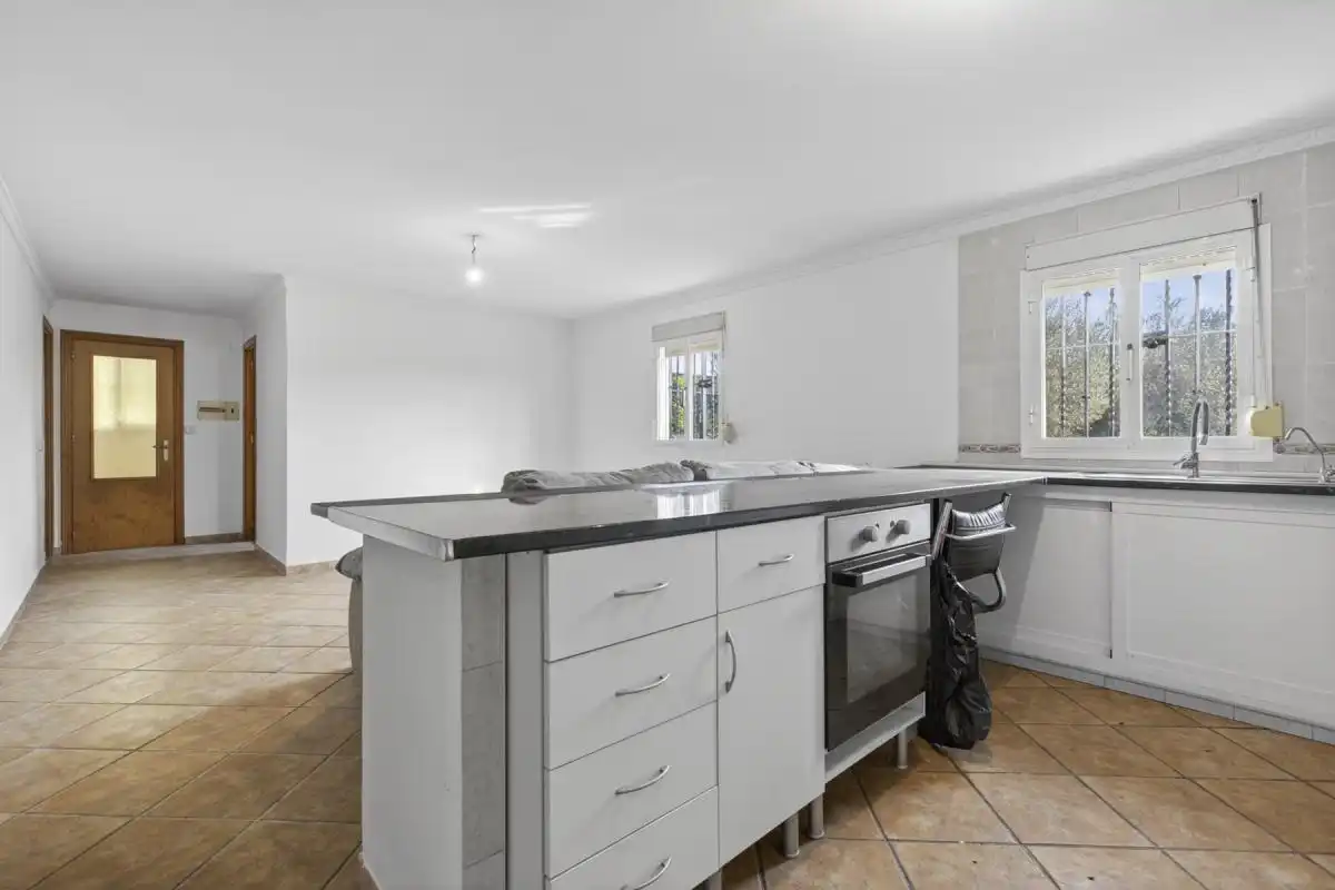 Cocina de Finca rústica en venta en La Rinconada con Calefacción, Jardín privado y Terraza