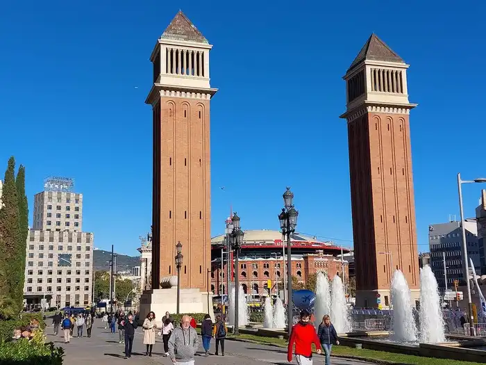 Vista exterior de Estudi en venda en Barcelona amb Aire condicionat, Calefacció i Parquet